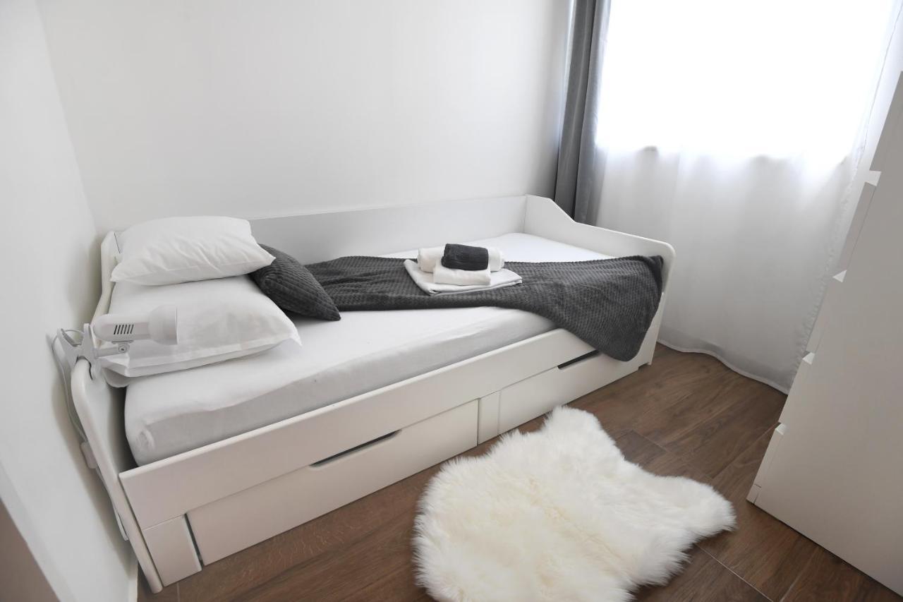 Apartment Linda Zadar Exteriör bild