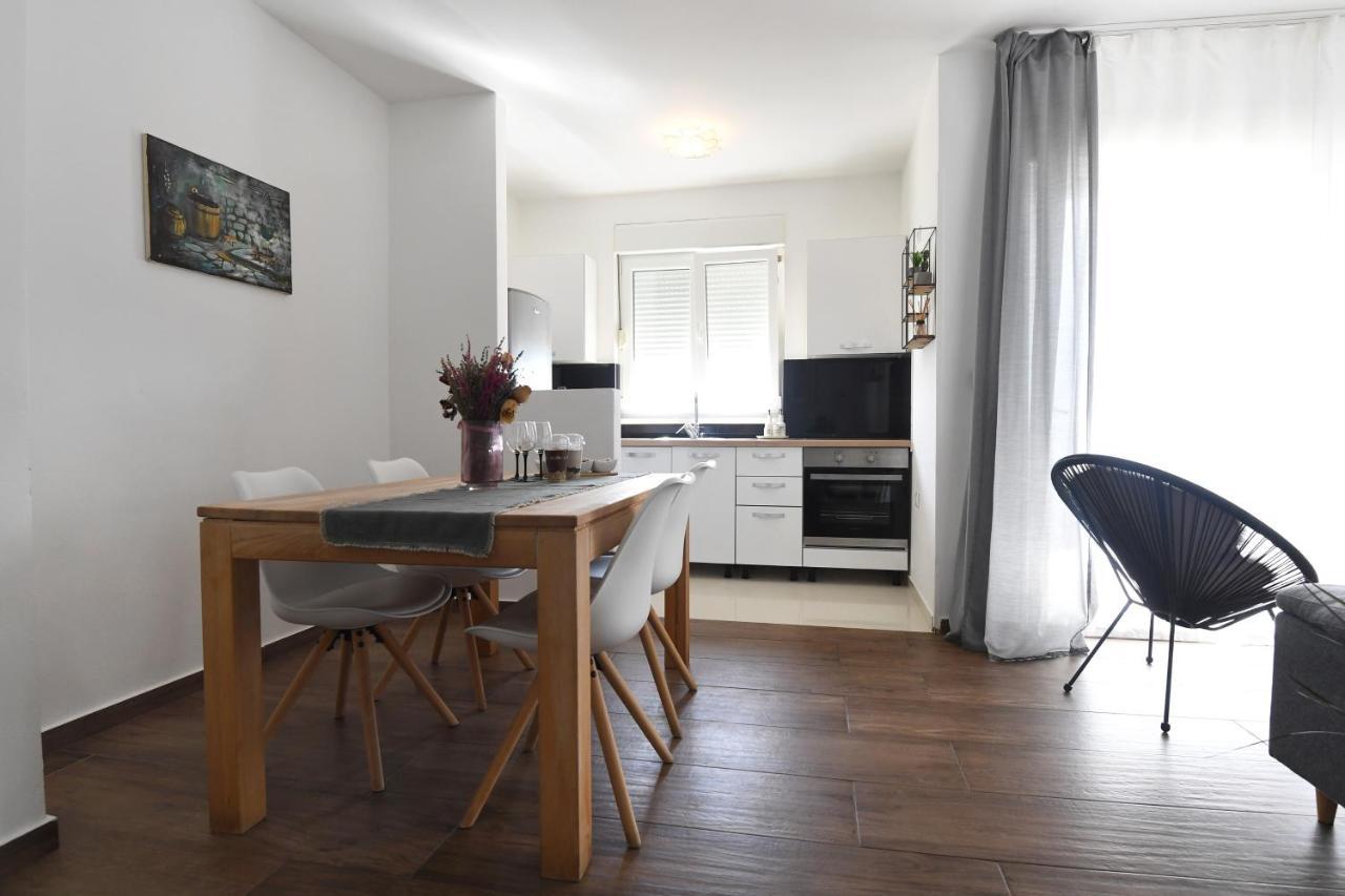 Apartment Linda Zadar Exteriör bild